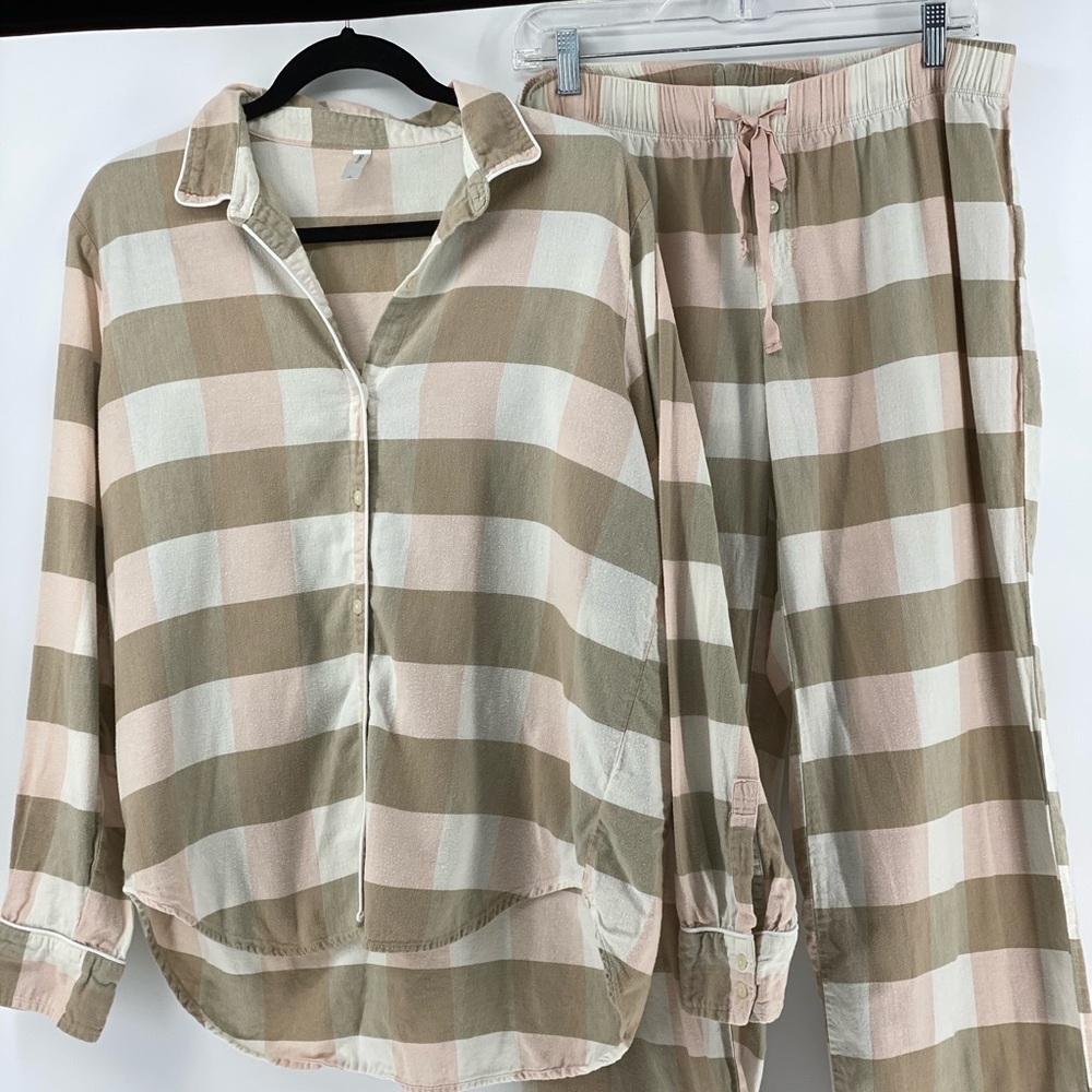 Gap Body matching pajama set